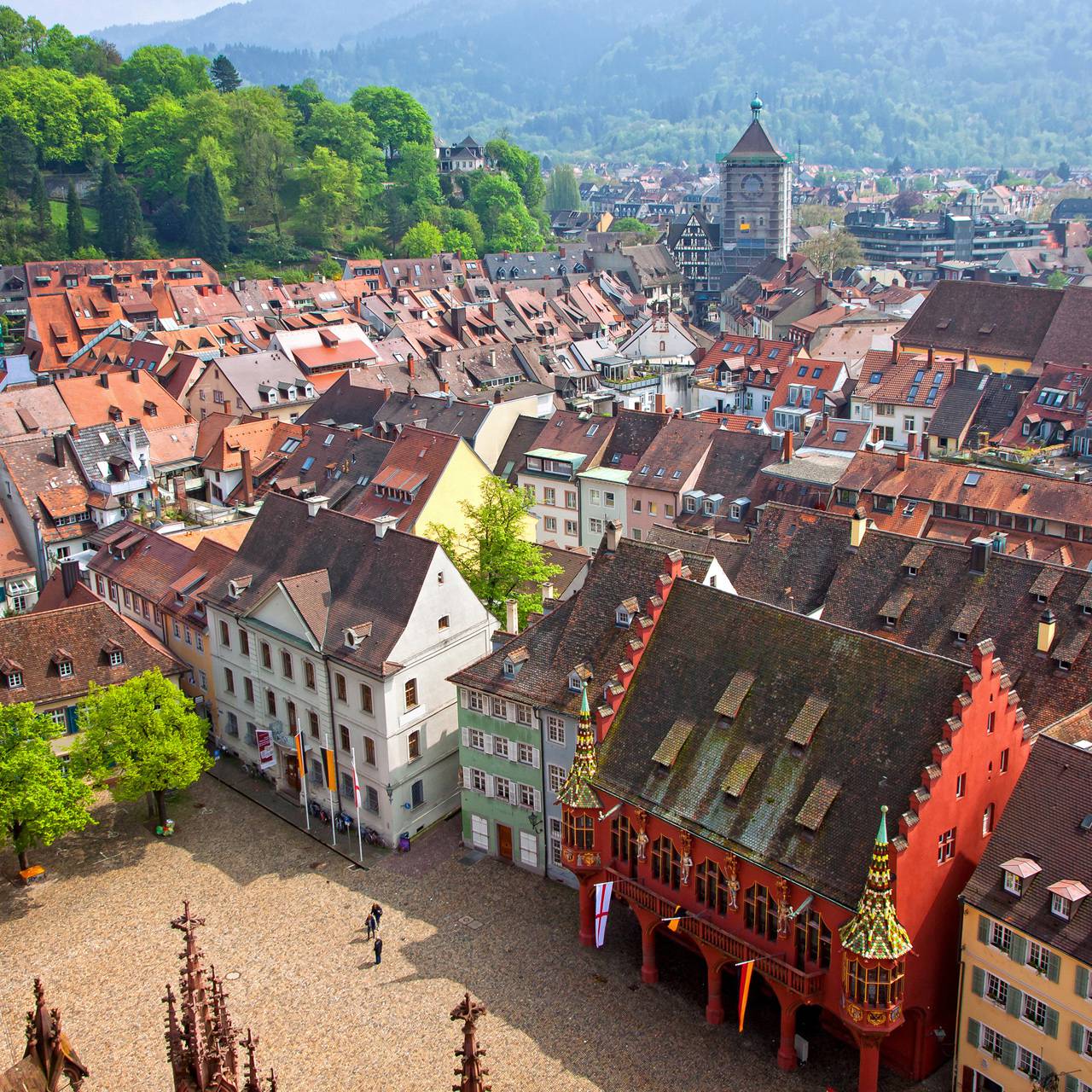 Panoramablick über Stadt Freiburg